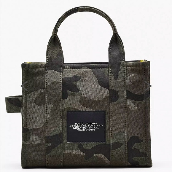 Marc Jacobs Green Camouflage Tote Bag - Picture 4 of 9